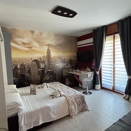Studio Flat Policlinico G B Rossi Borgo Roma Верона Екстер'єр фото