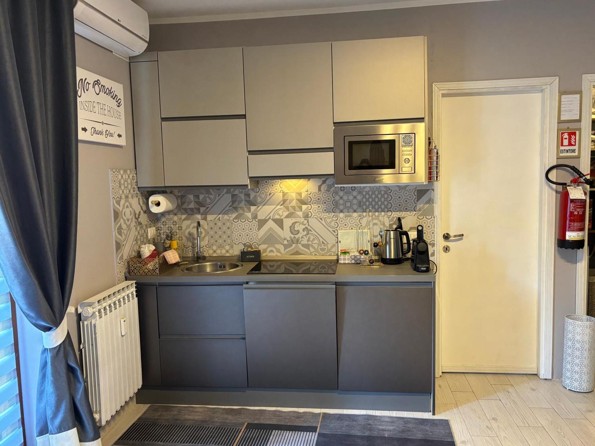 Studio Flat Policlinico G B Rossi Borgo Roma Верона Екстер'єр фото