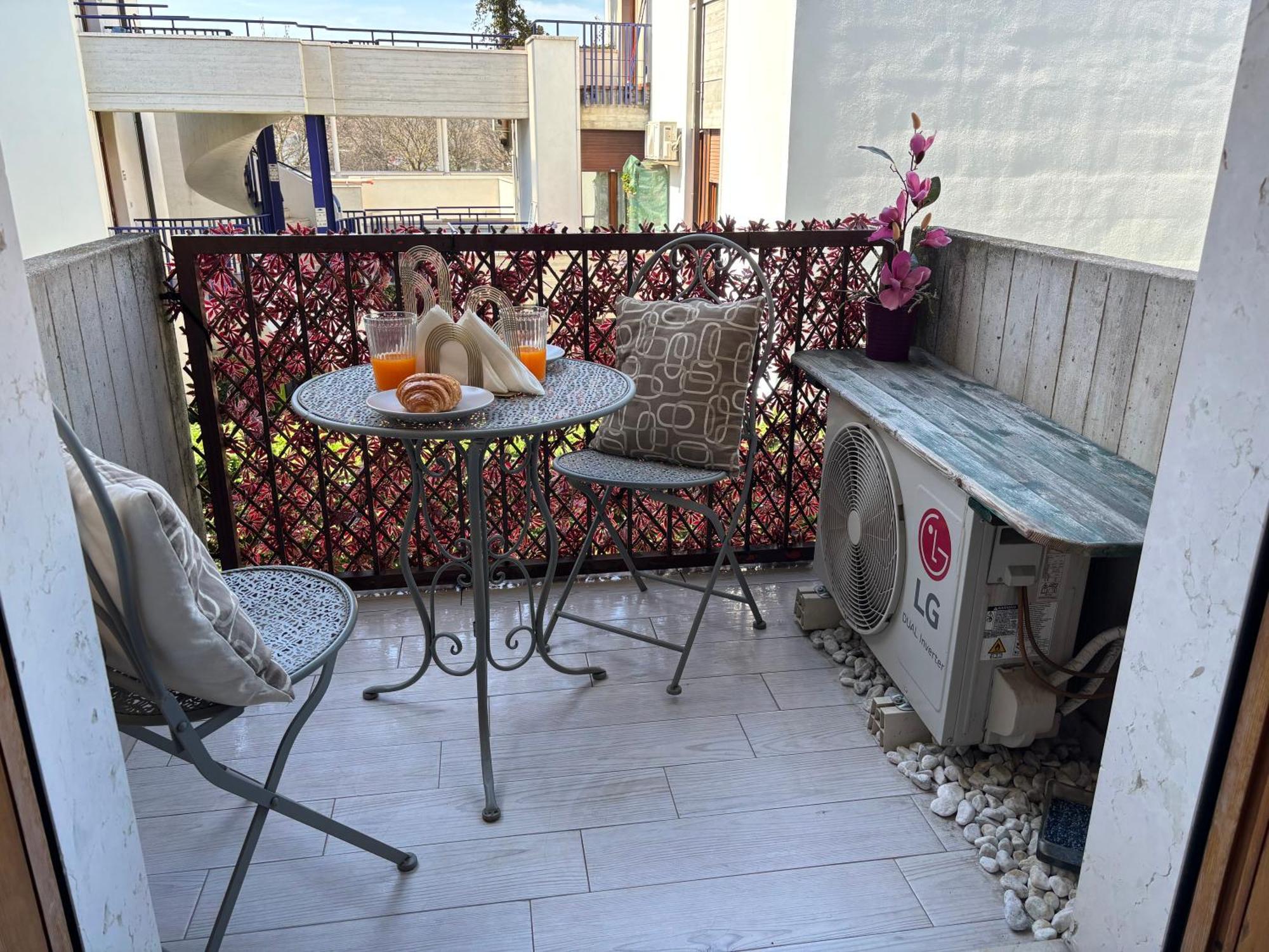 Studio Flat Policlinico G B Rossi Borgo Roma Верона Екстер'єр фото